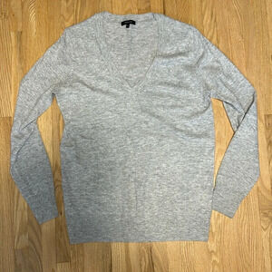 RW&CO | V-Neck  Sweater